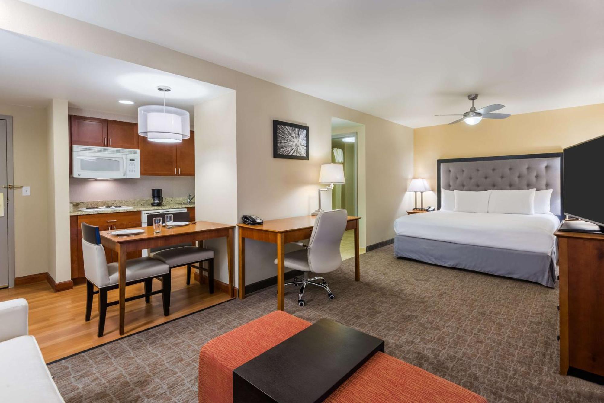 Larkspur Landing Extended Stay Suites St Louis Riverport Maryland Heights Exterior photo