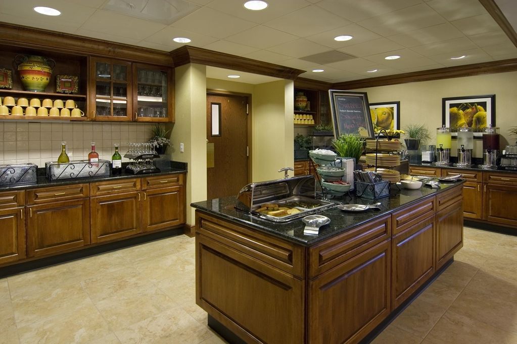 Larkspur Landing Extended Stay Suites St Louis Riverport Maryland Heights Restaurant photo