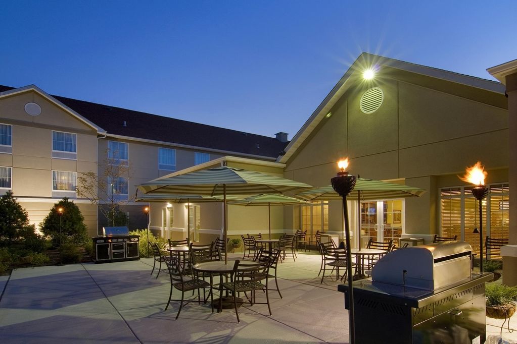 Larkspur Landing Extended Stay Suites St Louis Riverport Maryland Heights Exterior photo