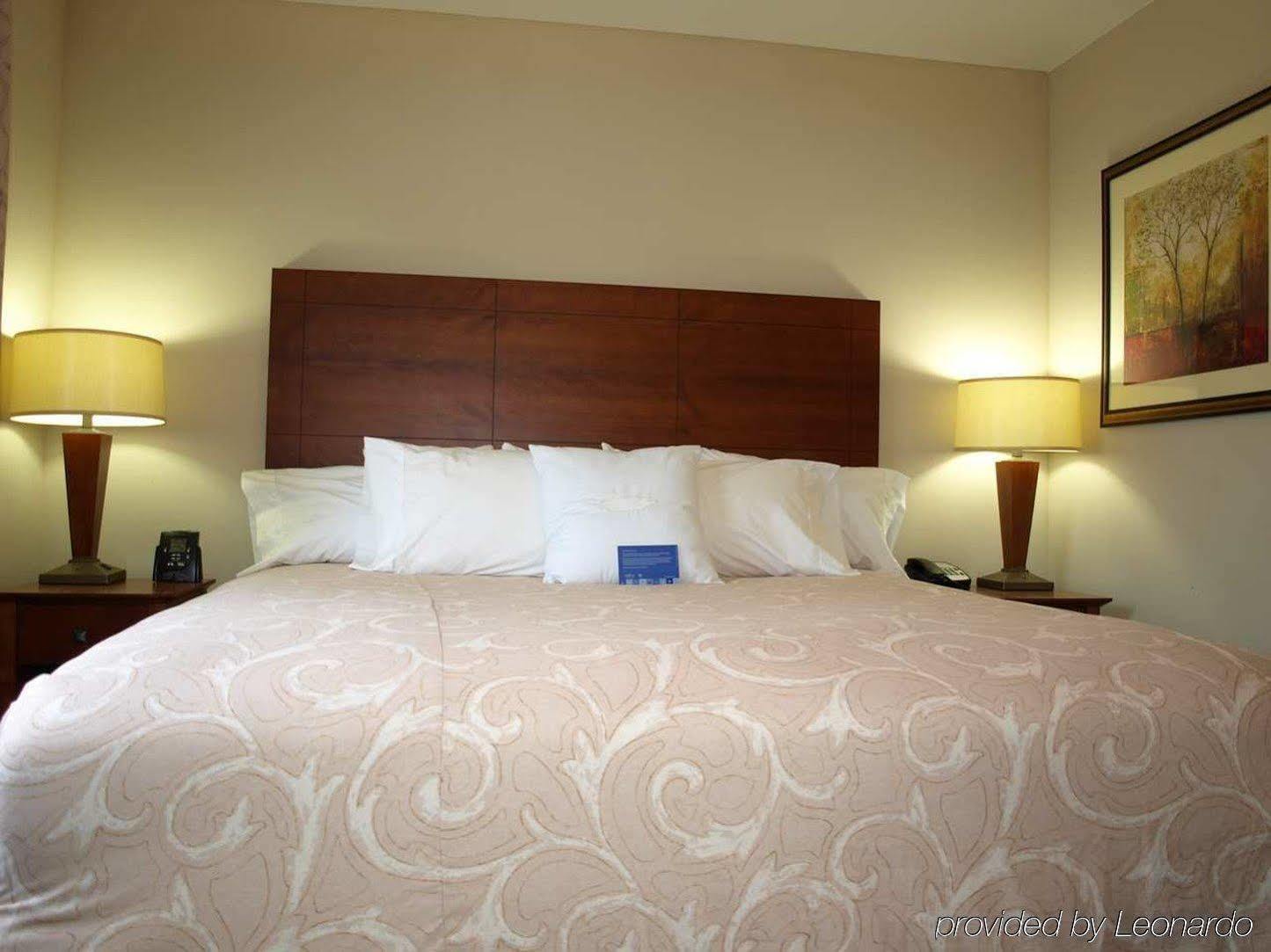 Larkspur Landing Extended Stay Suites St Louis Riverport Maryland Heights Exterior photo